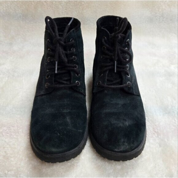 UGG® Moreau Casual Boots for Men - Picture 2 of 7